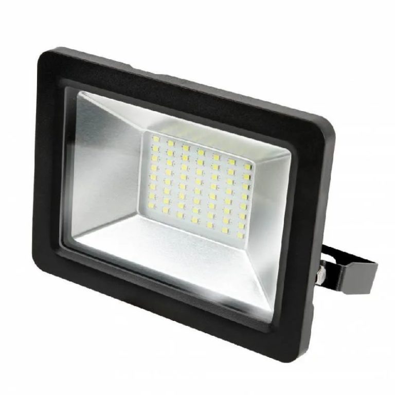Прожектор LED 50Вт IP65 6500К черн. GAUSS 613100350