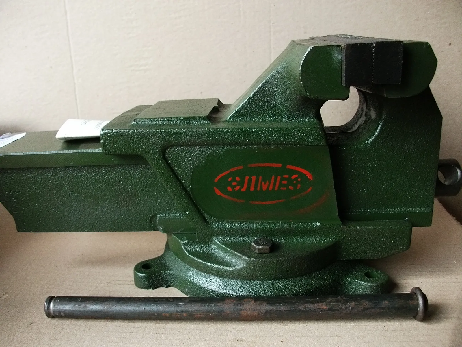 Тиски слесарные поворотные ТСЧ-140 мм — изображение 9