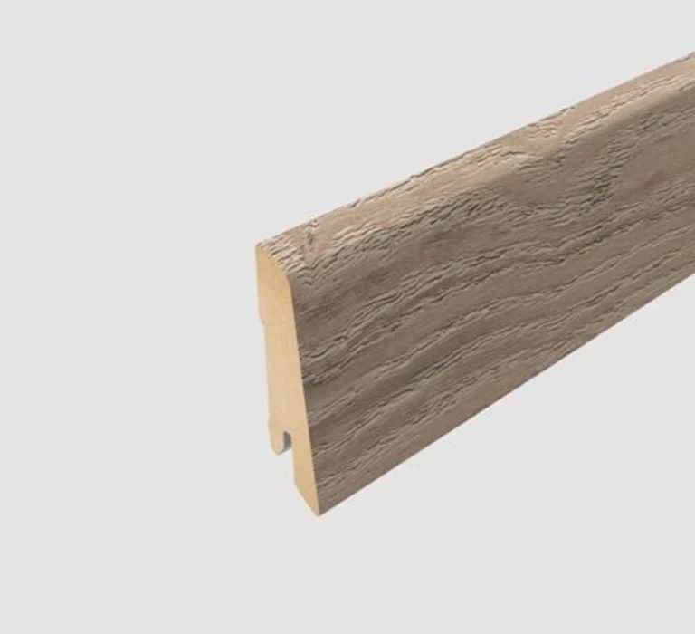 Напольный плинтус Egger PRO L467 2400 мм