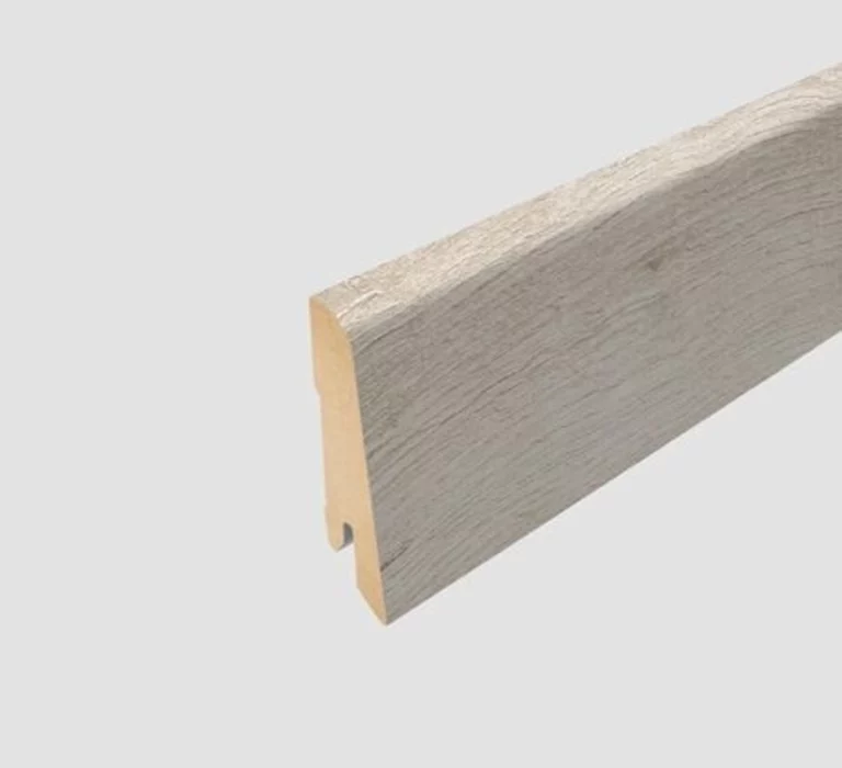 Напольный плинтус Egger PRO L494 2400 мм