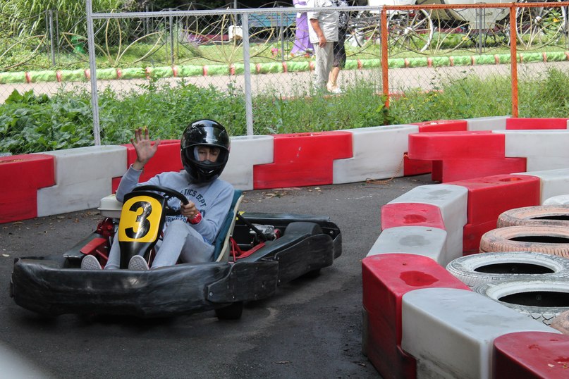 Барьер для ограждения картинг-трасс 1000x300x400мм — изображение 31