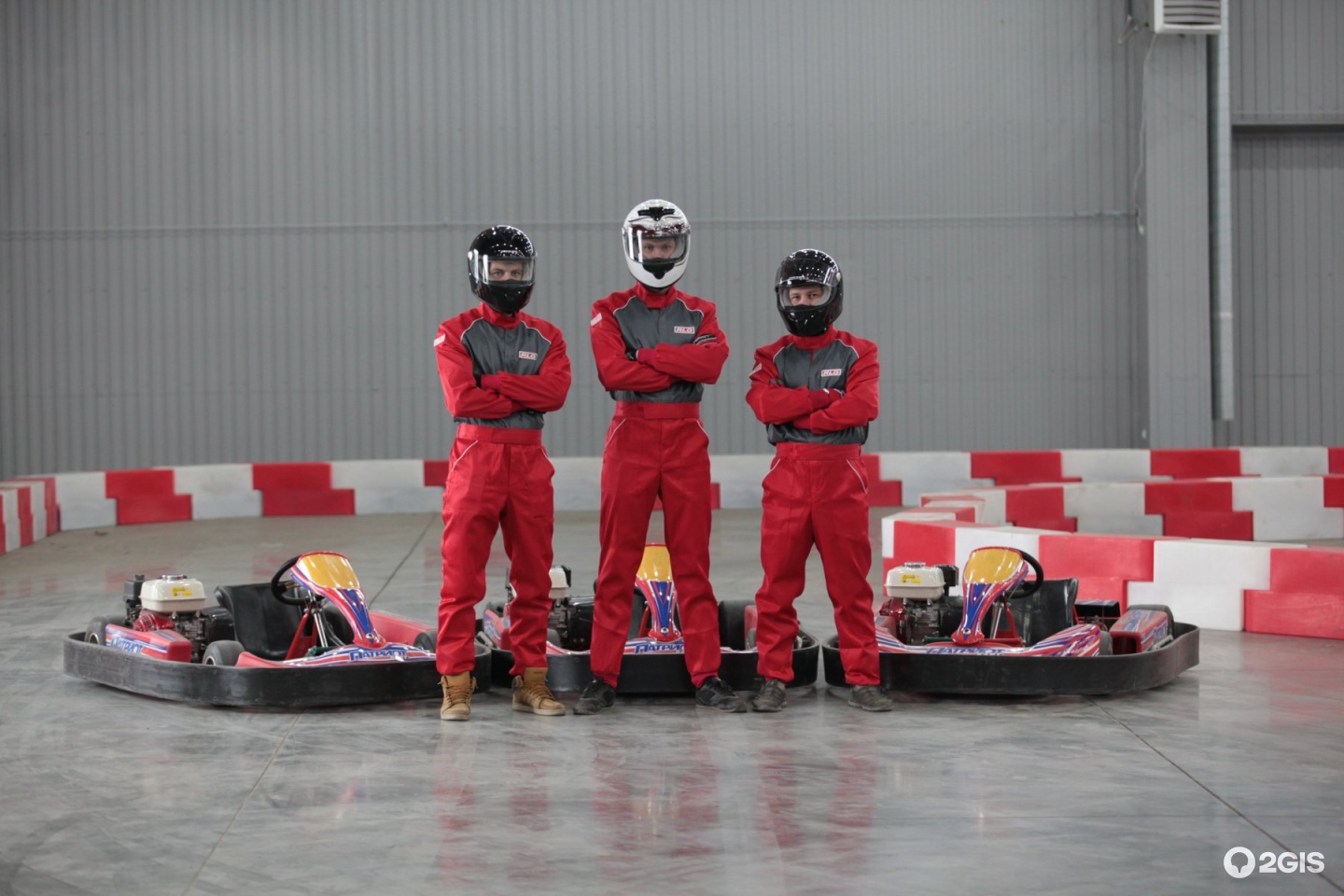 Барьер для ограждения картинг-трасс 1000x300x400мм — изображение 32