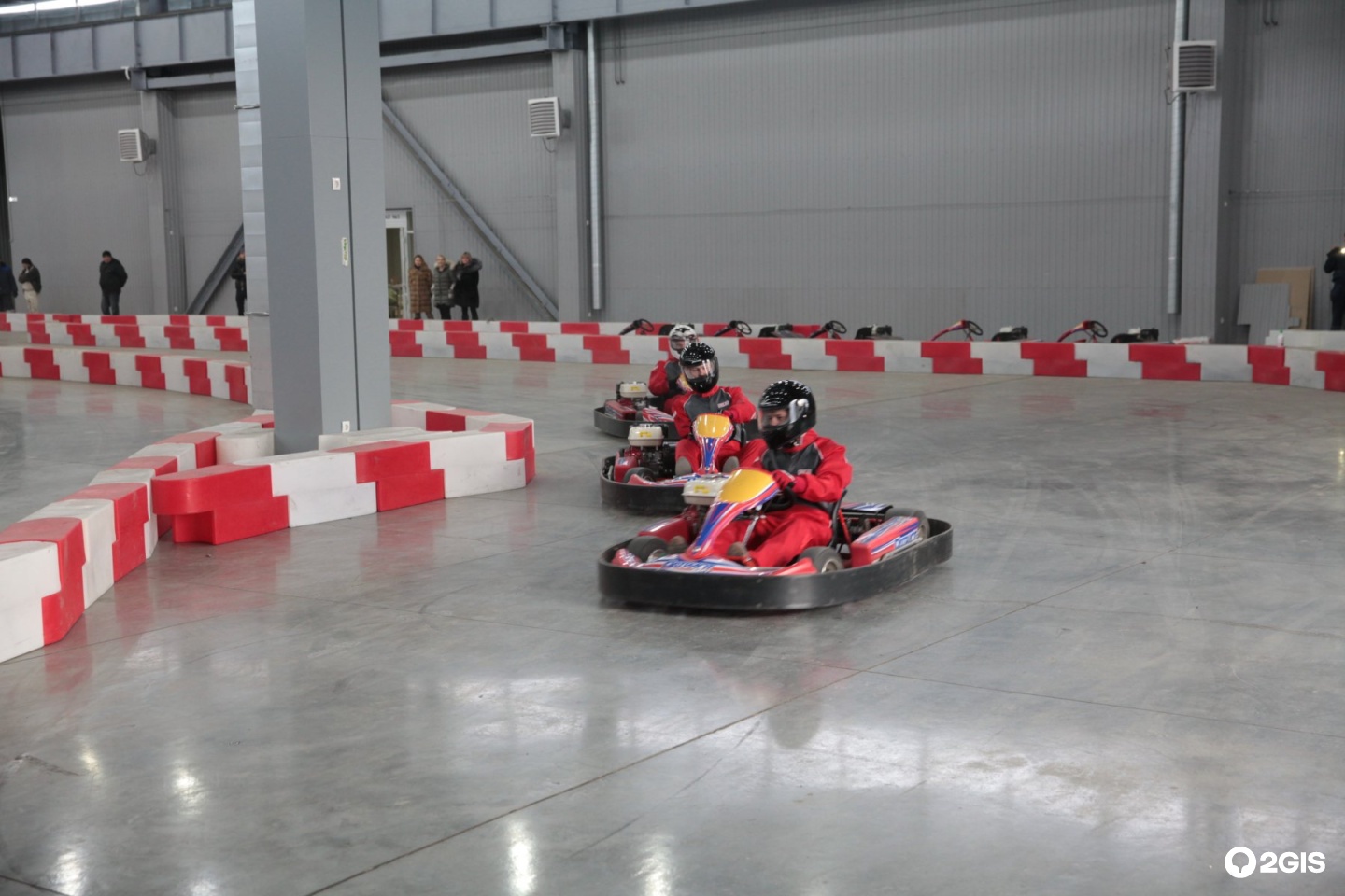 Барьер для ограждения картинг-трасс 1000x300x400мм — изображение 33