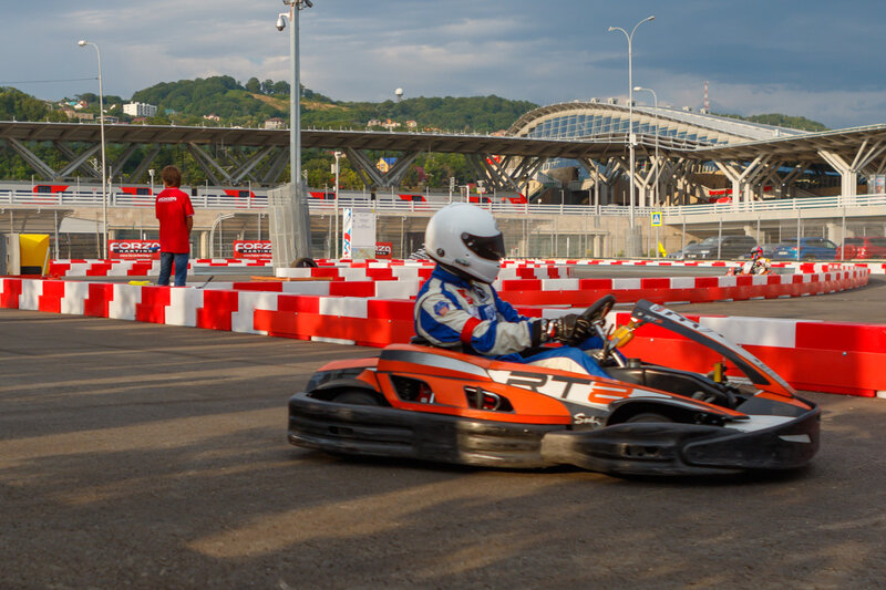 Барьер для ограждения картинг-трасс 1000x300x400мм — изображение 35